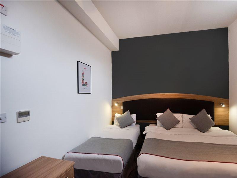 Arinza Hotel, London Ilford Bagian luar foto